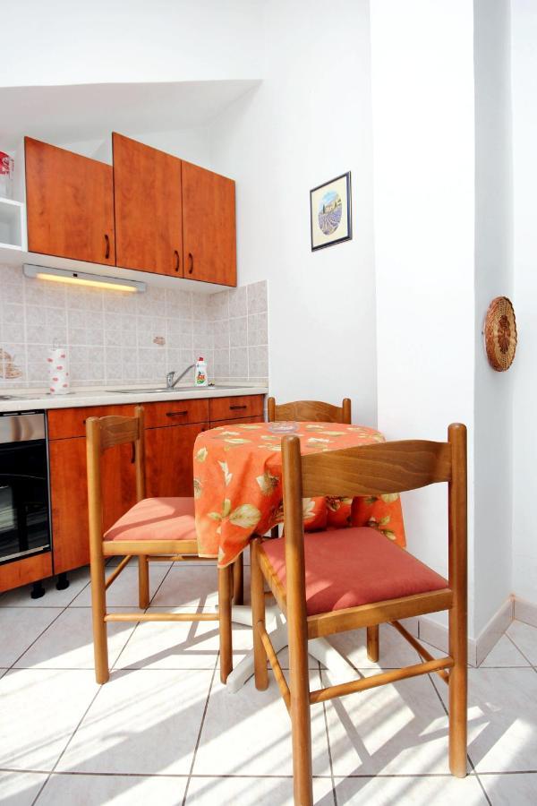 Apartments By The Sea Sevid, Trogir - 9468 Dış mekan fotoğraf